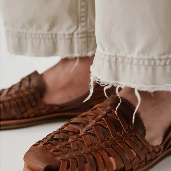 New in box Nisolo leather Men\'s Brandy huarache